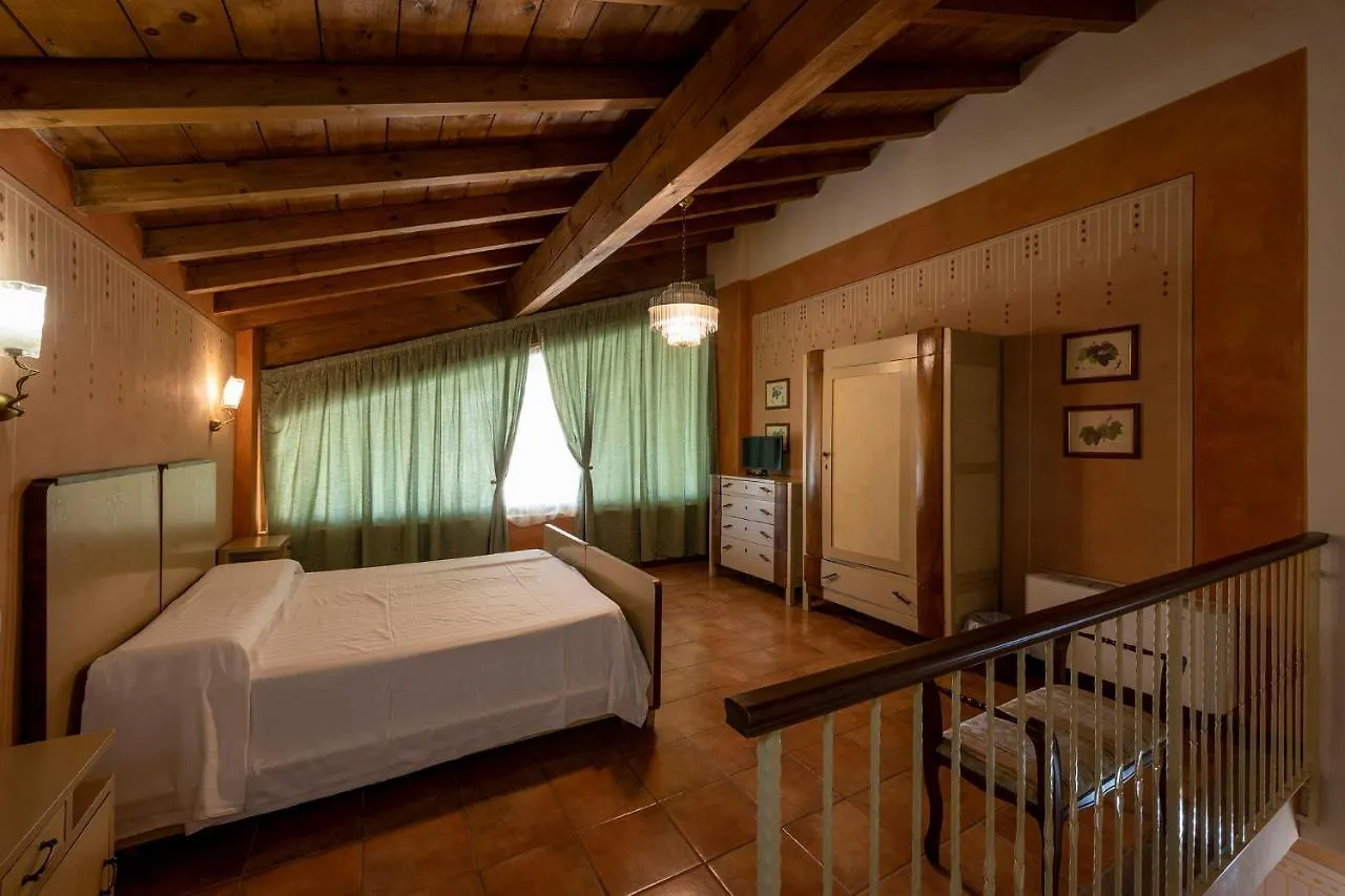 Agriturismo L'Airone Piadena Hotel